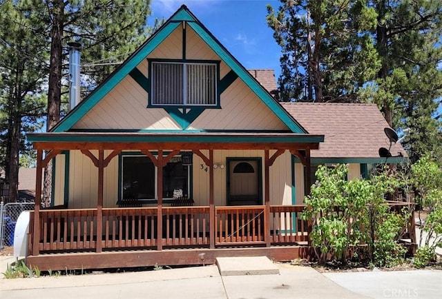 view of front of house featuring covered porch