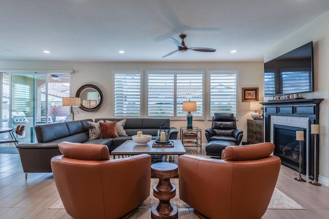 living room featuring ceiling fan