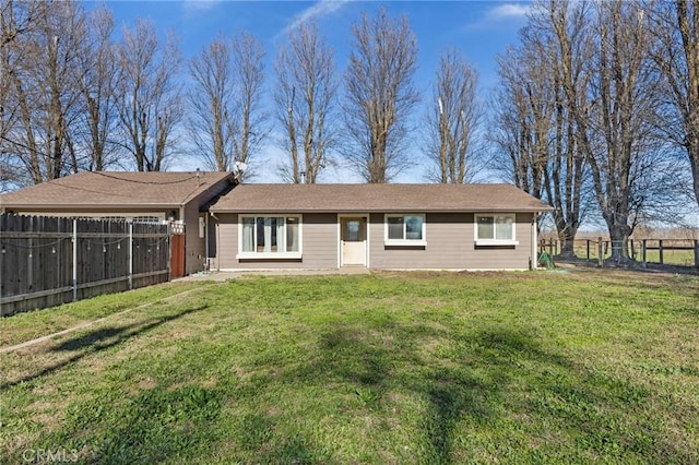 view of front of property with a front lawn