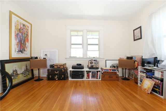 misc room featuring light hardwood / wood-style flooring