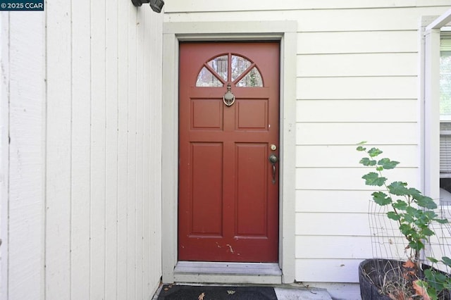 view of property entrance