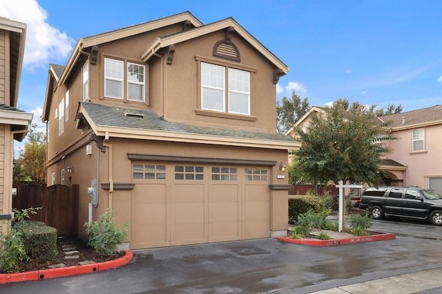 view of front property featuring a garage