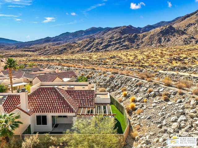 drone / aerial view with a mountain view