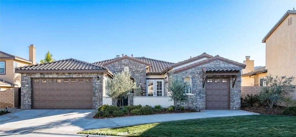 22873 Royal Adelaide Dr, Murrieta, CA 92562 - photo 1