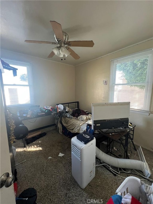 bedroom featuring ceiling fan