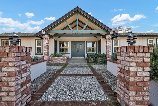 view of front of home with covered porch