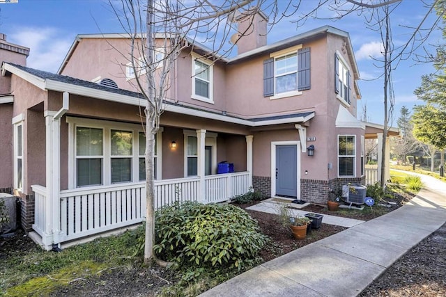 view of front of house featuring covered porch