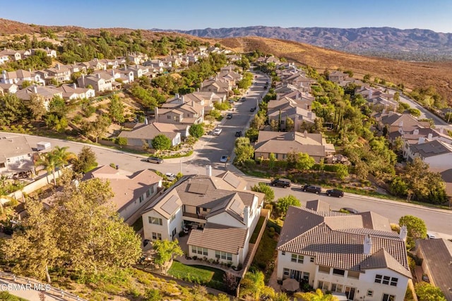 bird's eye view with a mountain view