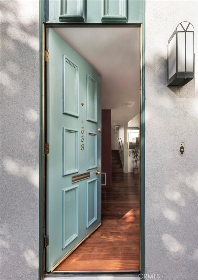 338 N Clybourn Ave, Burbank, CA 91505 - view of exterior entry