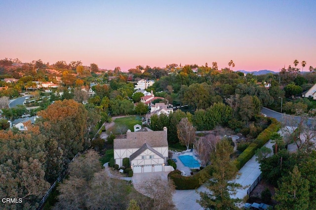 view of aerial view at dusk