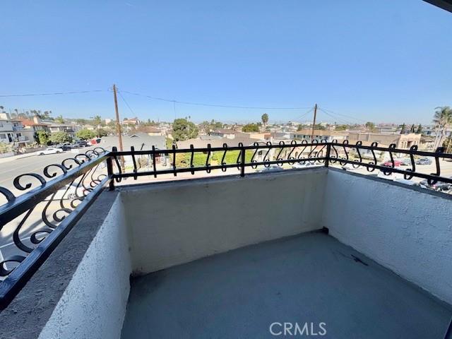 785 W 19th St Unit 12B, San Pedro, CA 90731 - view of balcony