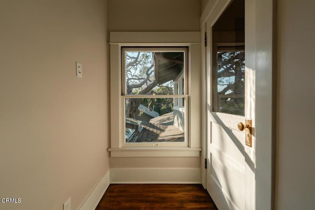 details with hardwood / wood-style flooring