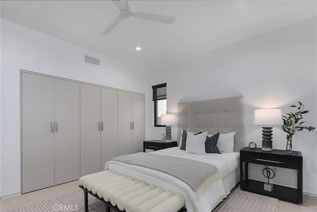 bedroom with ceiling fan