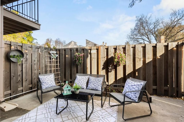 view of patio featuring an outdoor hangout area