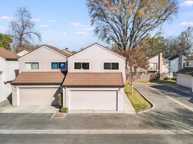 view of front of house featuring a garage