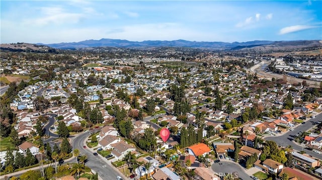 bird's eye view featuring a mountain view