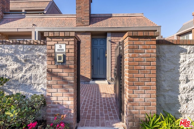 view of property entrance