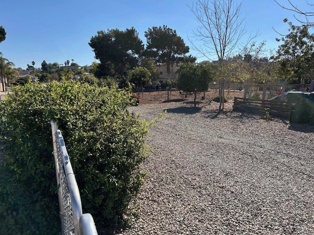 view of yard featuring a rural view