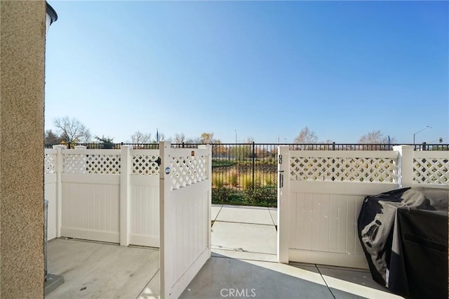 34495 Agave Dr Unit 1103, Winchester, CA 92596 - exterior space featuring fence