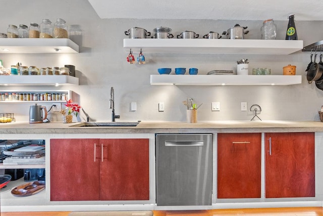 bar featuring sink