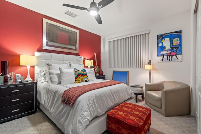 bedroom featuring ceiling fan