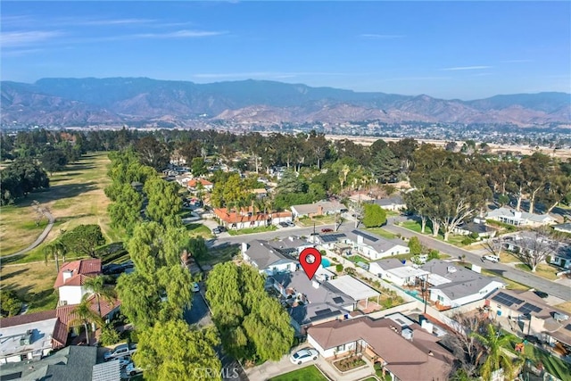 bird's eye view featuring a mountain view