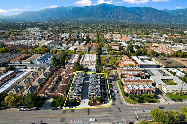 bird's eye view featuring a mountain view