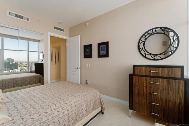 bedroom featuring a closet