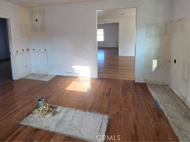 261 E Crescent Ave, Redlands, CA 92373 - photo 6