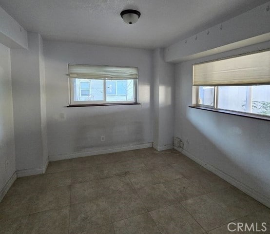 261 E Crescent Ave, Redlands, CA 92373 - photo 27