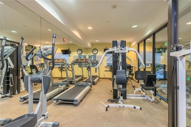 exercise room featuring recessed lighting