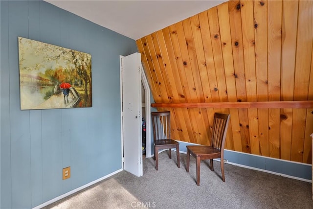 living area with carpet