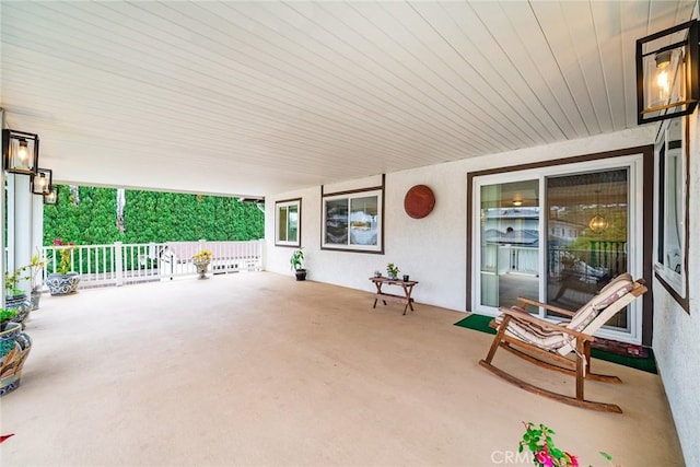 view of patio / terrace featuring covered porch