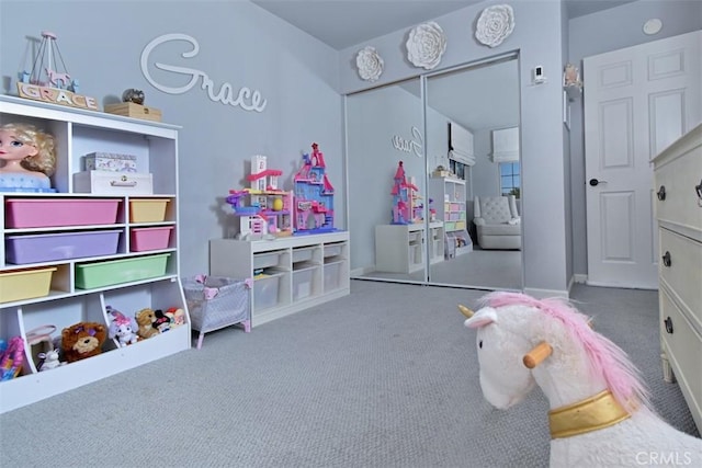 playroom with carpet flooring