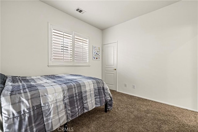 bedroom featuring carpet floors