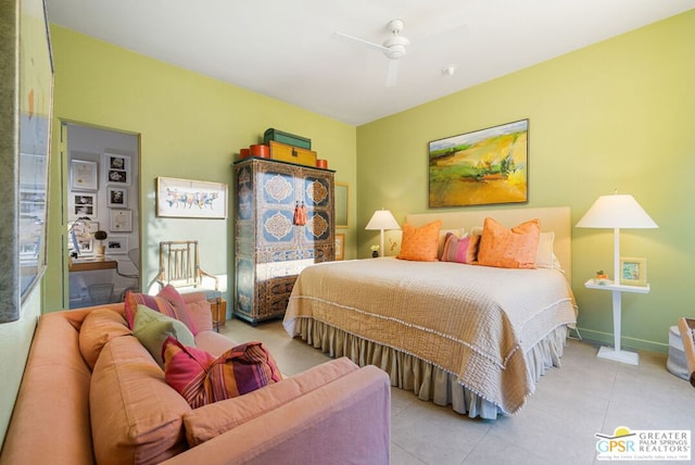 bedroom with ceiling fan