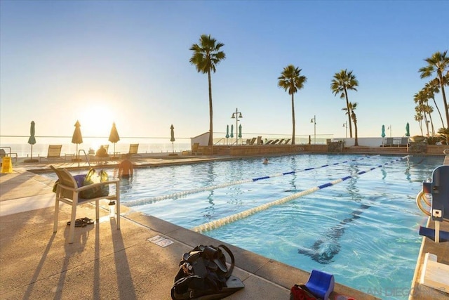 view of swimming pool