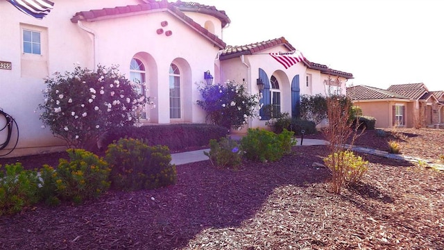 view of mediterranean / spanish home