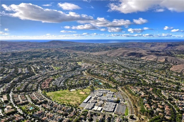 bird's eye view featuring a mountain view