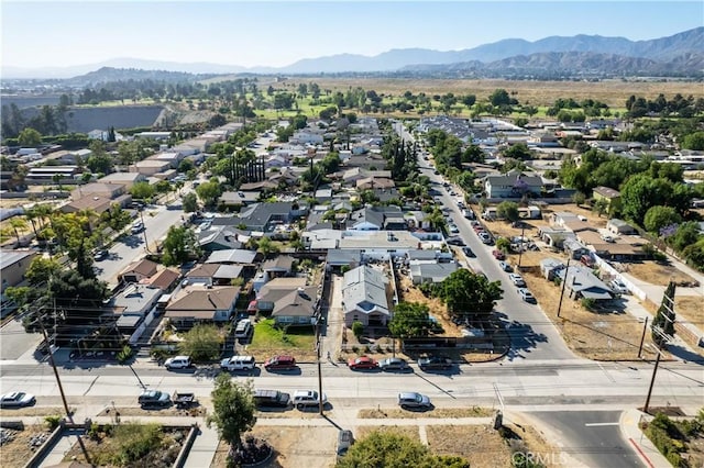 bird's eye view with a mountain view