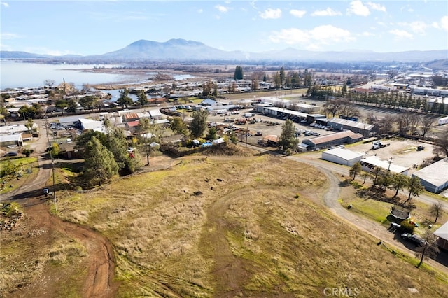 333 Grace Ln, Lakeport, CA 95453