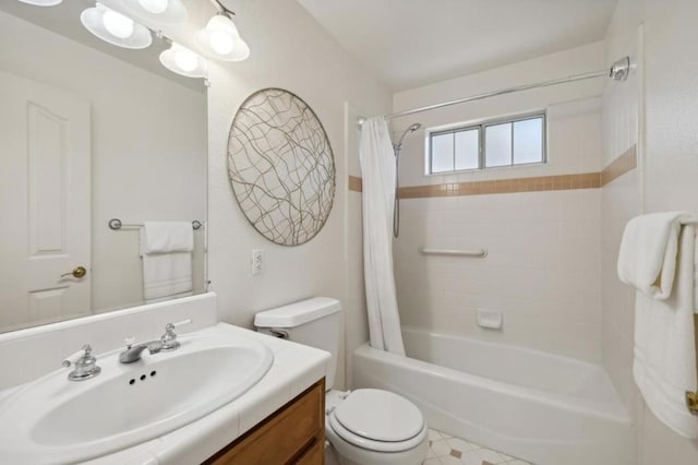 full bathroom with shower / bath combination with curtain, vanity, and toilet