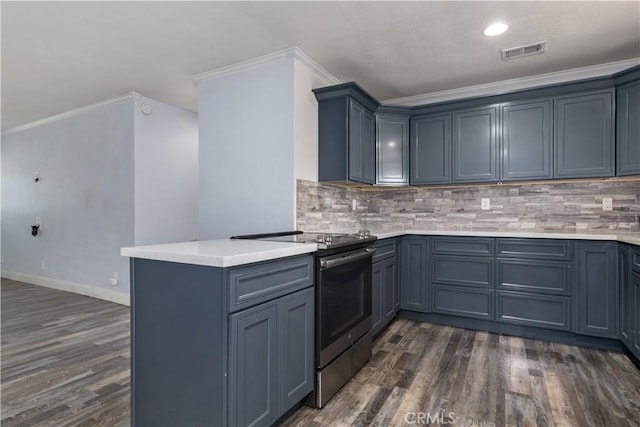 kitchen with dark hardwood / wood-style floors, backsplash, ornamental molding, kitchen peninsula, and electric stove