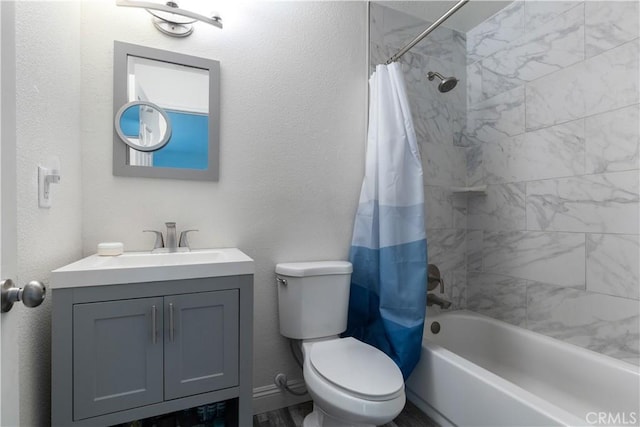 full bathroom featuring vanity, toilet, and shower / bath combo