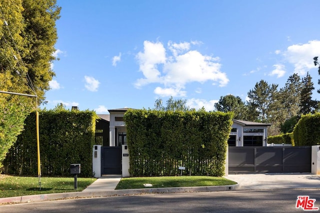 view of contemporary house