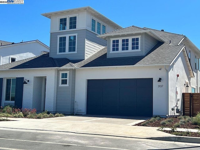 view of front facade featuring a garage