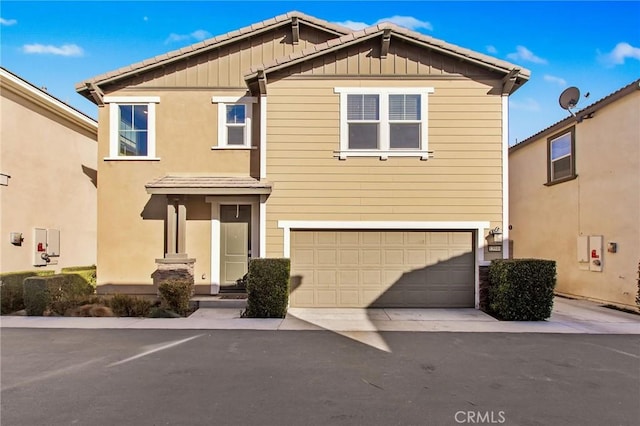 view of front of home featuring a garage