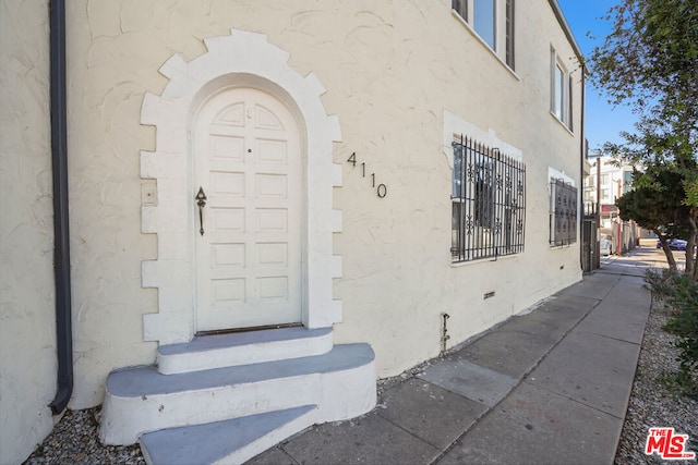 view of entrance to property