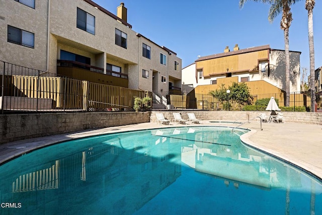 1014 S Marengo Ave Unit 3, Alhambra, CA 91803 - community pool featuring fence and a patio