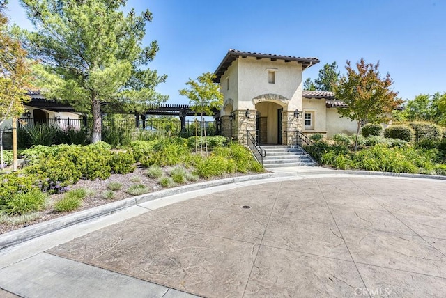 view of mediterranean / spanish-style house